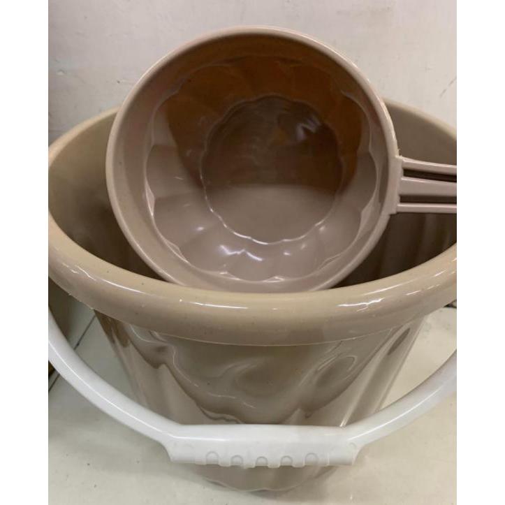 (BUY 1 TAKE 1) 2in1 Classy Minimalist Mocha Color Water Dipper and Pail with Handle Set