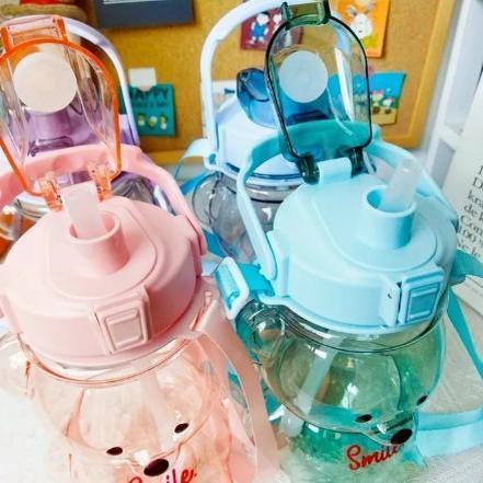1100ml Cute Bear Water Bottle - Portable Tumbler (21cm Lightweight, Leak-Proof)