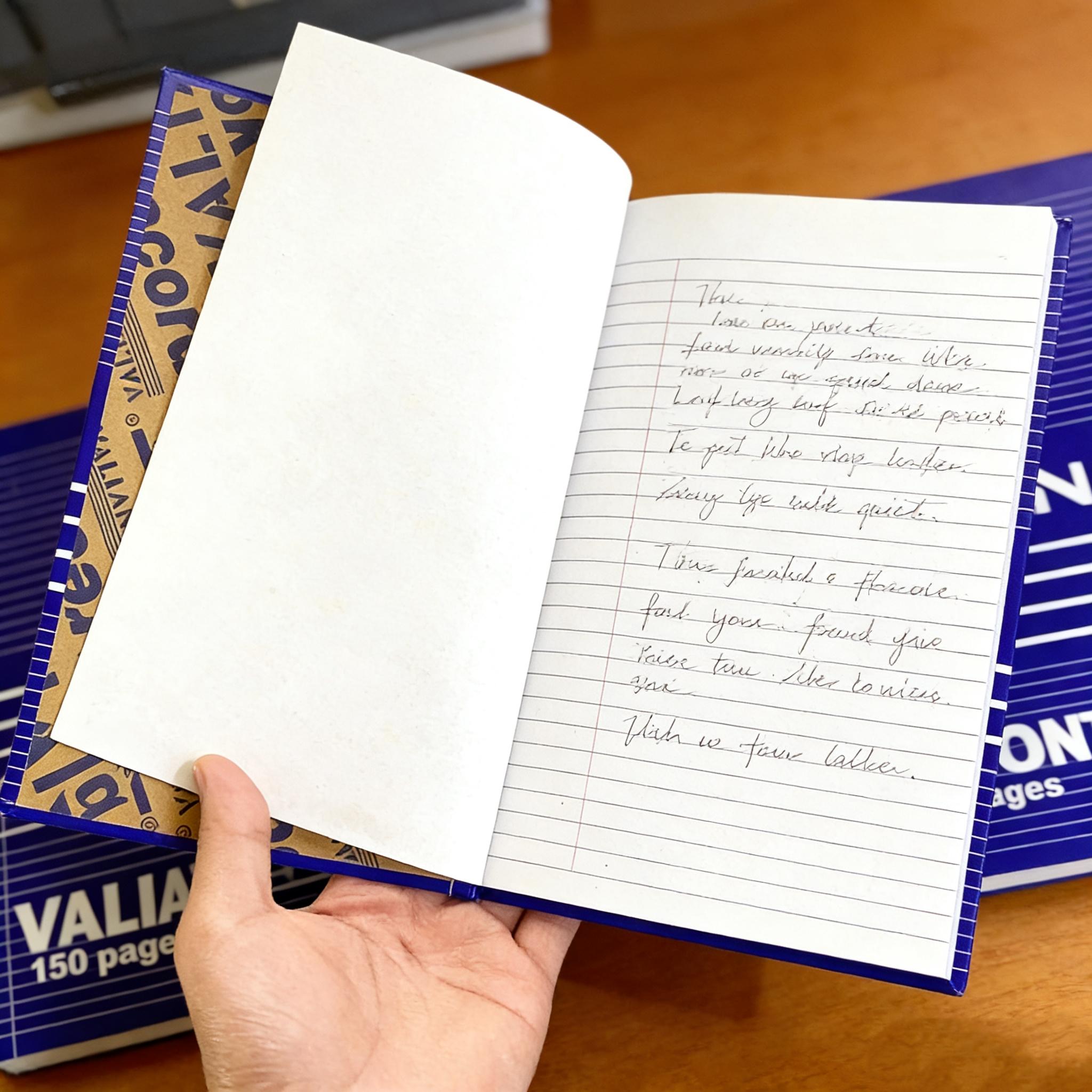 VALIANT Record Book | Premium Hardcover Notebook (200/300/500 Pahina) – Matibay na Kuwaderno sa Opisina at Eskuwelahan