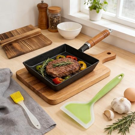 Square Cast-Iron Skillet / Non-Stick Square Frying Pan with Wooden Handle (Tamagoyaki/Omelette Pan)——1pc