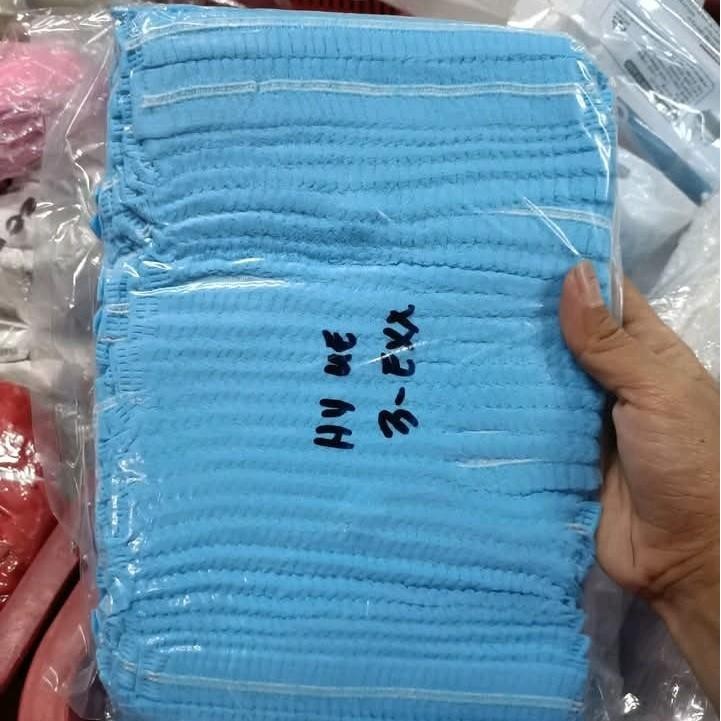 100Pcs Disposable Shower Cap Head Cover Non Woven Cap Surgical Cap Bouffant Cap Hairnet For Cooking